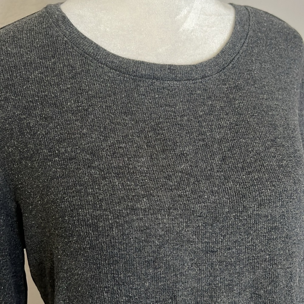 Athleta Revive Long Sleeve TShirt Gray Size Small - Picture 5 of 10